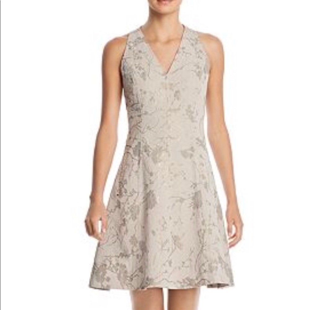 🆕 NWT!!  T Tahari dress 💕
